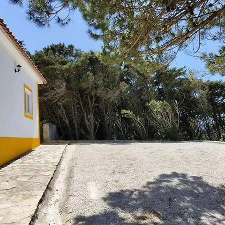 Casal Da Horta Da Serra 펜션